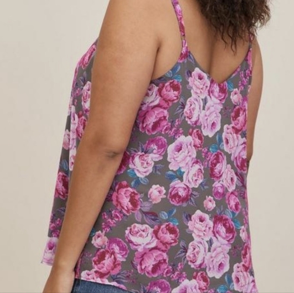 Flowy Floral Top 💜 - Picture 2 of 6